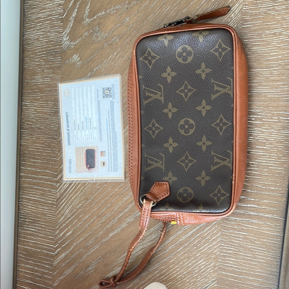 Pre owned Louis Vuitton Brown Monogram clutch/wristlet vintage